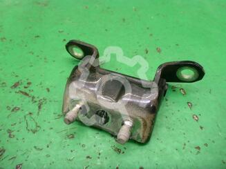 Петля двери задней Nissan Qashqai (J10) 2006 - 2014