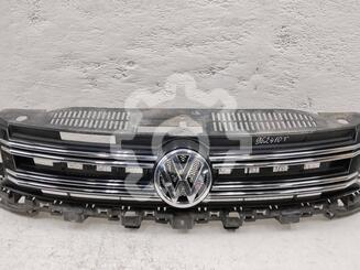 Решетка радиатора Volkswagen Tiguan I 2007 - 2016