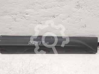 Накладка двери передней правой Volkswagen Taos I 2020 - н.в.