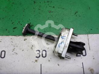 Ограничитель двери Ford Focus II 2005 - 2011