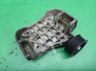 Кронштейн генератора Volkswagen Touareg I 2002 - 2010