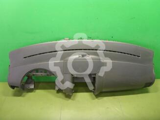 Торпедо Volkswagen Touareg I 2002 - 2010