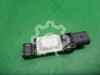 Датчик AIR BAG Volkswagen Touareg I 2002 - 2010