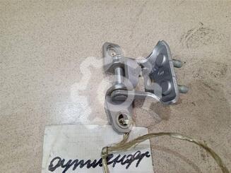Петля двери задней Mitsubishi Outlander III 2012 - 2024
