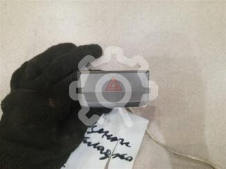 Кнопка аварийной сигнализации Hyundai Accent II 1999 - 2012