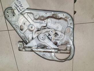 Стеклоподъемник задний правый Ford Focus II 2005 - 2011
