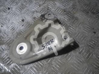 Кронштейн (кузов снаружи) Audi A6 [C6,4F] 2004 - 2011