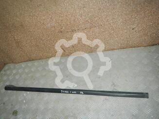 Накладка стекла переднего правого Ford C-MAX I 2003 - 2010