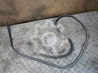 Уплотнитель багажника Ford Fiesta V [Mk5] 2002 - 2008
