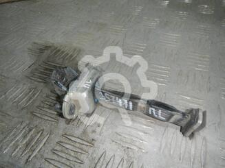 Ограничитель двери Ford Fiesta V [Mk5] 2002 - 2008