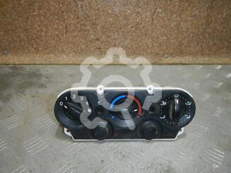 Блок управления климатической установкой Ford Fiesta V [Mk5] 2002 - 2008