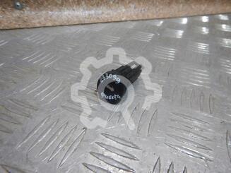 Кнопка открывания багажника Ford Fiesta V [Mk5] 2002 - 2008