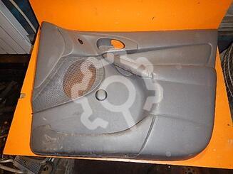 Обшивка двери передней правой Ford Focus I 1998 - 2005