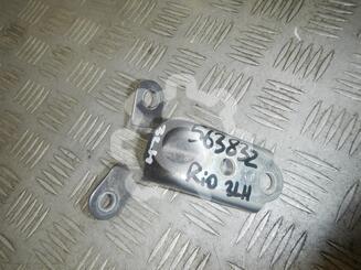 Петля двери Kia Rio III 2011 - 2017
