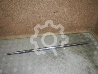 Накладка стекла переднего правого Mitsubishi Outlander III 2012 - 2024
