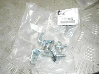 Петля двери задней Mitsubishi Outlander II 2005 - 2013