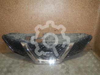 Решетка радиатора Nissan Qashqai (J11) c 2014 г.