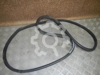 Уплотнитель двери Subaru Outback III 2003 - 2009
