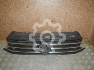 Решетка радиатора Volkswagen Polo V (Sedan RUS) 2011 - 2020