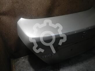 Крышка багажника Nissan Tiida I [C11] 2004 - 2013