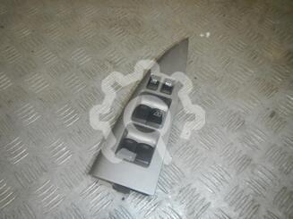 Блок управления стеклоподъемниками Nissan Note I [E11] 2005 - 2013