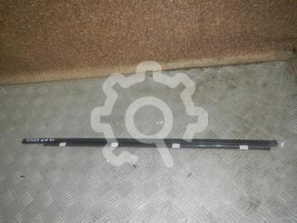 Накладка стекла заднего левого Nissan Qashqai (J10) 2006 - 2014