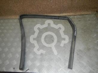 Уплотнитель стекла двери Nissan Qashqai (J10) 2006 - 2014