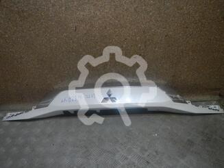 Накладка двери багажника Mitsubishi Outlander III 2012 - 2024