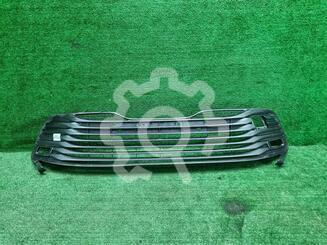Решетка в бампер Toyota Camry VIII [XV70] 2017 - н.в.