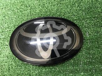 Эмблема Toyota Camry VIII [XV70] 2017 - н.в.