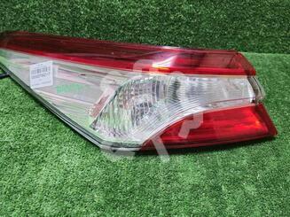 Фонарь задний наружный левый Toyota Camry VIII [XV70] 2017 - н.в.