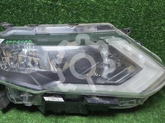 Фара правая Nissan X - Trail (T32) c 2014 г.