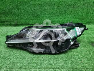 Фара левая Toyota Camry VIII [XV70] 2017 - н.в.