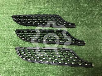 Решетка радиатора Mercedes-Benz CLA-Klasse I [C117, X117] 2013 - 2019