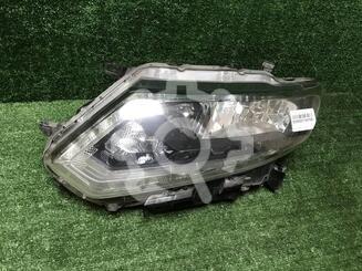 Фара левая Nissan X - Trail (T32) c 2014 г.