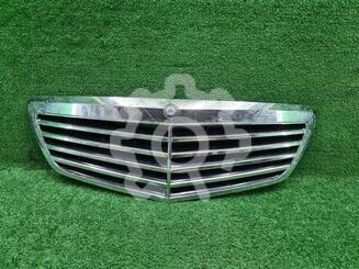 Решетка радиатора Mercedes-Benz S-klasse V (W221) 2005 - 2013