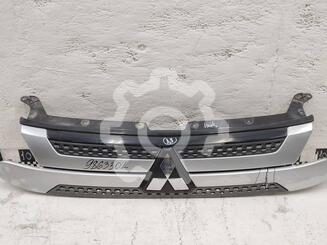 Решетка радиатора Mitsubishi Outlander III 2012 - 2024