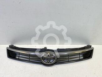 Решетка радиатора Toyota Camry VII [XV50] 2011 - 2018