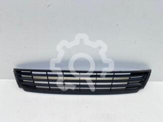 Решетка в бампер Volkswagen Polo V (Sedan RUS) 2011 - 2020