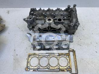 Головка блока Mercedes-Benz A-klasse III W176 2012 - 2018
