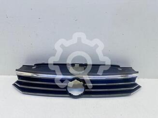Решетка радиатора Volkswagen Passat [B8] с 2015 г.