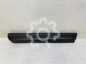 Накладка двери передней правой Lexus RX IV 2015 - 2024