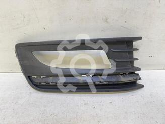 Решетка в бампер Volkswagen Polo V (Sedan RUS) 2011 - 2020