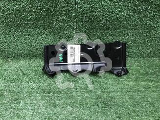 Кронштейн бампера заднего Lexus LX III 2007 - н.в.