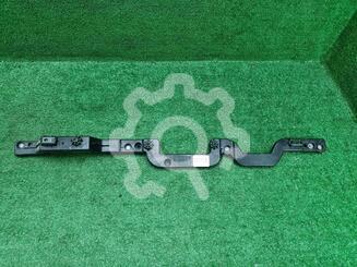 Кронштейн (кузов снаружи) Land Rover Discovery Sport c 2014 г.