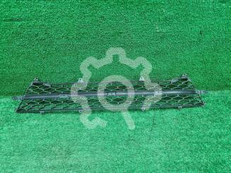 Решетка в бампер Lada Vesta 2015 - н.в.