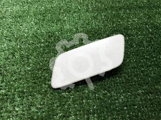 Крышка форсунки омывателя фар Volkswagen Passat CC c 2008 г.