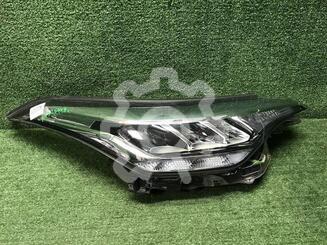 Фара правая Toyota C - HR I 2016 - н.в.