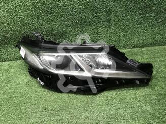 Фара правая Toyota Camry VIII [XV70] 2017 - н.в.