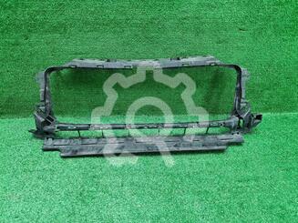 Кронштейн решетки радиатора Mercedes-Benz G-klasse II [W463] 1990 - 2018